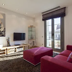 https://you-stylish-el-borne-apartments.topbarcelonahotels.com